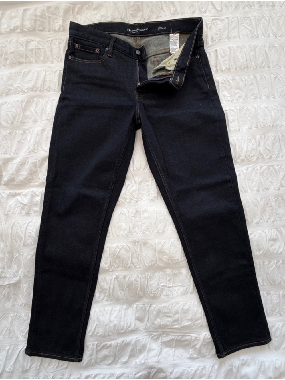 Banana Republic Men’s Dark Blue Straight Fit Jeans, 34”X32”, Excellent Condition